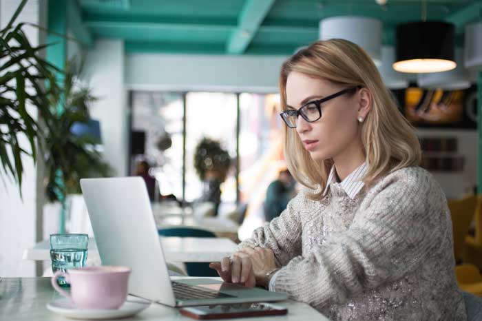 how hire freelancers